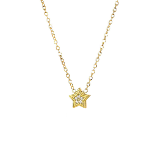 Cubic zirconia detail star necklace in gold