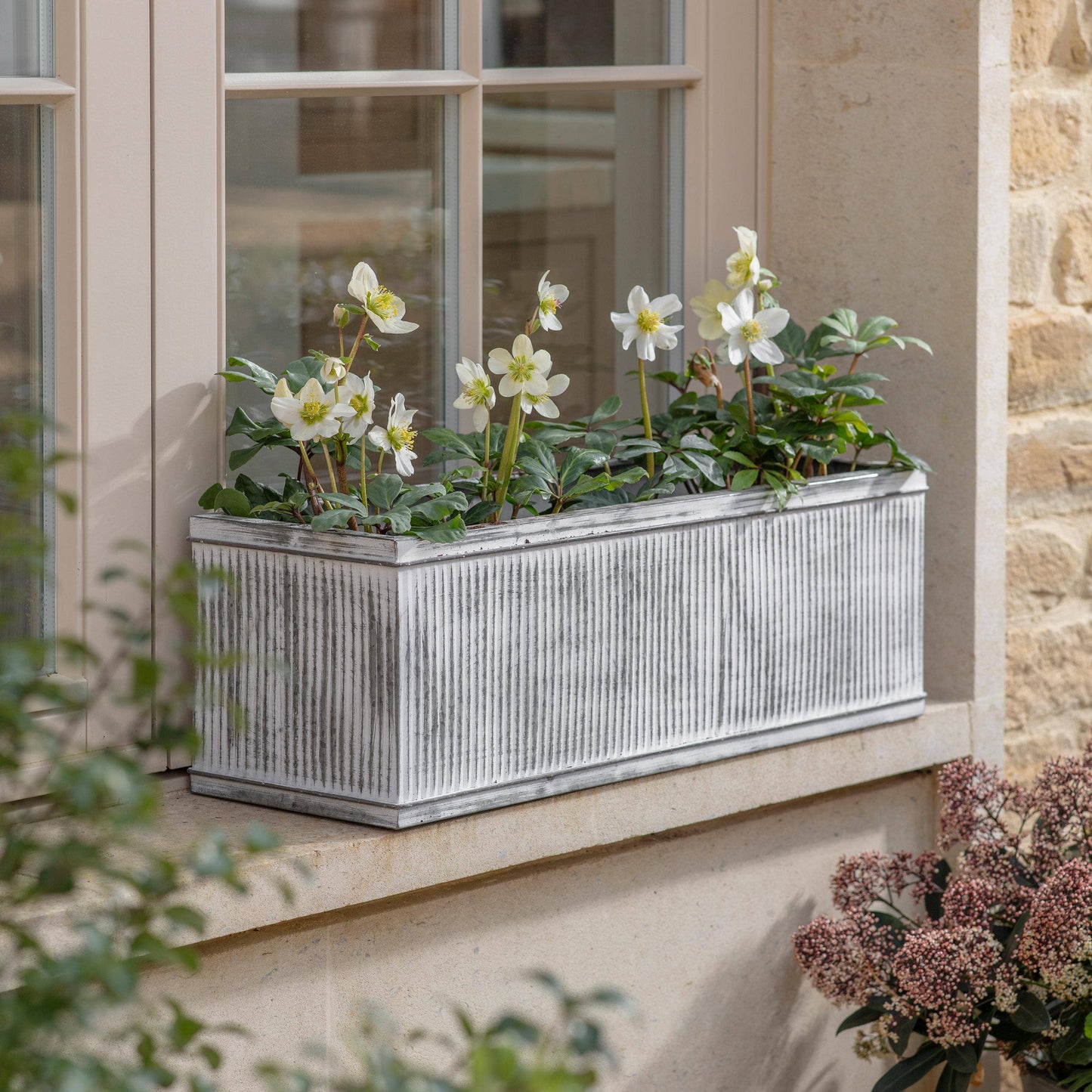 Hawthorn Small Ribbed Trough Planter