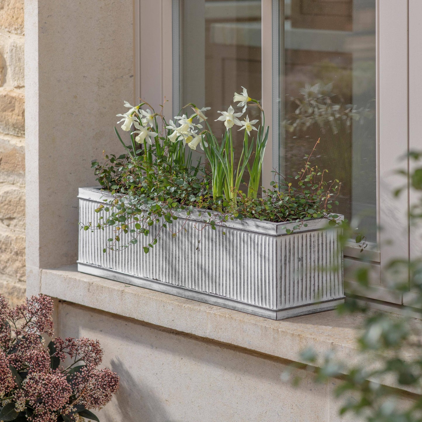 Hawthorn Small Ribbed Trough Planter
