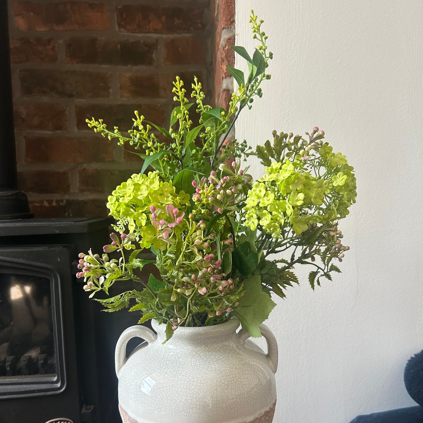 Faux bunch of flowers