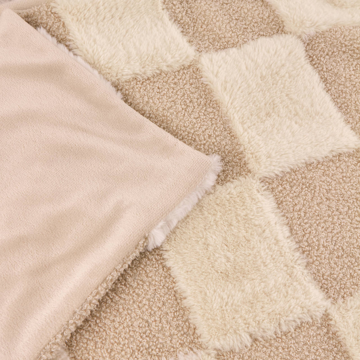 Fur Boucle Check Throw Natural