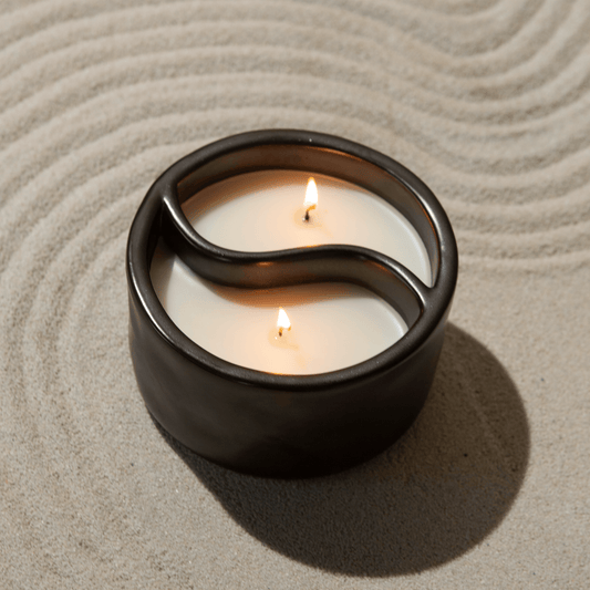 Yin-Yang Candle - Black - Palo Santo/Cade