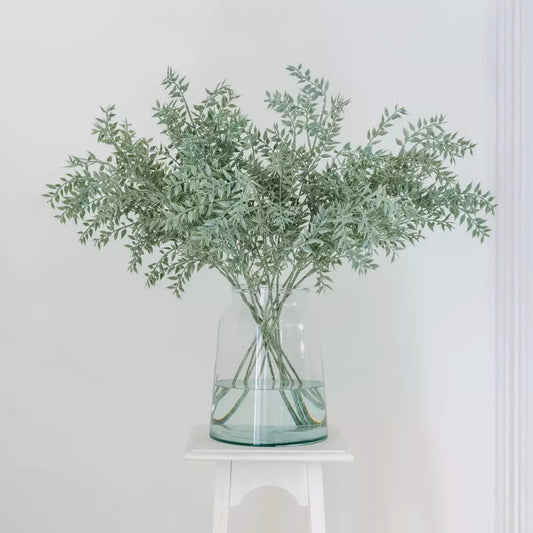 Ruscus spray