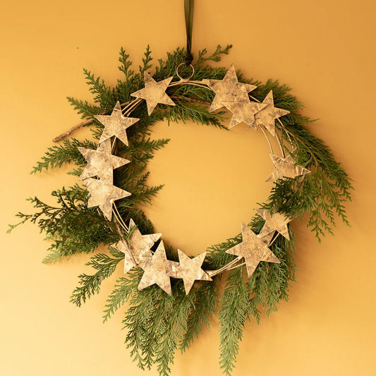 Star Wreathm - antique brass