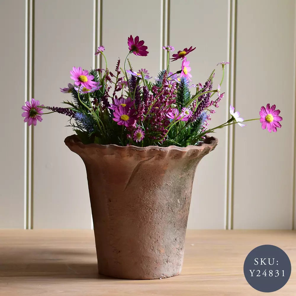 Wildflowers in pot - pink